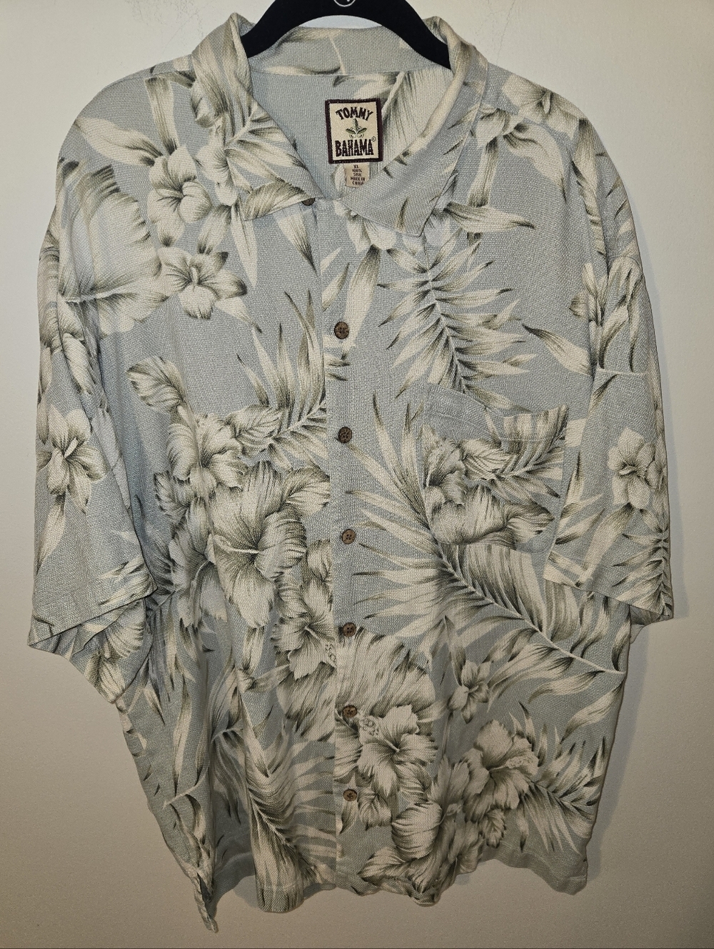 Tommy Bahama Silk Hawaiian Shirt XL Y2K Tropical Floral Camp Resort